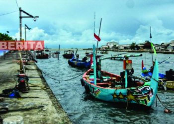 Nelayan Tambak Lorok Absen Melaut, Ini Sebabnya