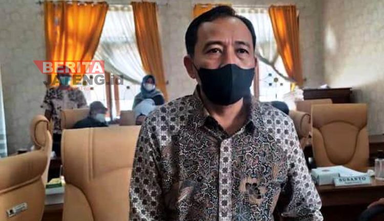 DPRD Pati Berharap, tidak ada Kebijakan yang Dapat Memicu Kegaduhan Pada Pengisian Perades 1 DPRD Pati Berharap, tidak ada Kebijakan yang Dapat Memicu Kegaduhan Pada Pengisian Perades