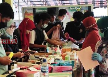 Undip Adakan Pemeriksaan  Kesehatan Gratis bagi Warga Terdampak Semeru