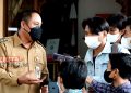 AHHA PS Pati Pindah Bekasi, Ini Kata Komisaris Saiful Arifin 19 Komisaris AHHA PS Pati, Saiful Arifin menjelaskan kepada awak media di depan Gedung DPRD Pati seusai menghadiri Paripurna. (Istimewa)