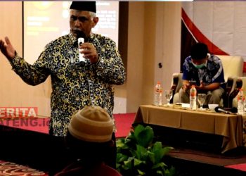 Quatly Abdulkadir Alkatiri dalam diskusi ‘Sosialisasi Non-Perda’ dengan tema ‘Program Pemasangan Listrik Gratis’ di Kota Surakarta, beberapa waktu lalu membahas pemasangan listrik gratis untuk rumah tangga tidak mampu. (Dok. DPRD Jateng)