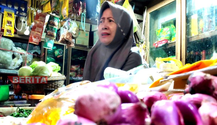 Harga Bawang Merah Meroket, Pedagang : Kenaikan ini karena curah hujan yang tinggi