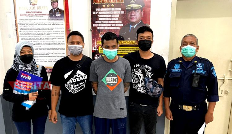 Bentuk sinergitas divisi pemasyarakatan Kemenkumham Jateng dengan BNNP di Lapas. (ADH/Koran Lingkar)