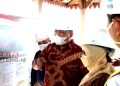 Pembangunan Jalan Tol Semarang-Demak Masih Terkendala Pengadaan Lahan 18 Ketua Komisi D DPRD Jawa Tengah, Alwin Basri beserta dewan melihat perkembangan proyek Jalan Tol Semarang-Demak. (Dok. DPRD Jateng)