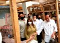Kunjungi Purworejo, Presiden Jokowi Tinjau Harga Komoditas Pangan di Pasar Baledono 16 Presiden Jokowi saat meninjau Pasar Baledono, Kabupaten Purworejo, Rabu (30/3). (Istimewa)