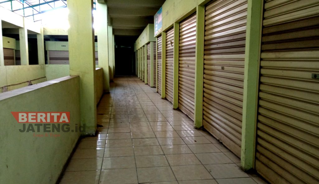 Suasana los yang berada di lantai tiga, Pasar Kliwon, Kabupaten Kudus. (FAL/Beritajateng.id)