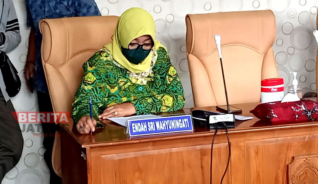 Wakil Ketua Komisi D DPRD Pati, Endah Sri Wahyuningati. (ARF/Beritajateng.id)