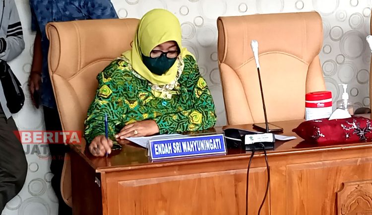 Wakil Ketua Komisi D DPRD Pati, Endah Sri Wahyuningati. (ARF/Beritajateng.id)