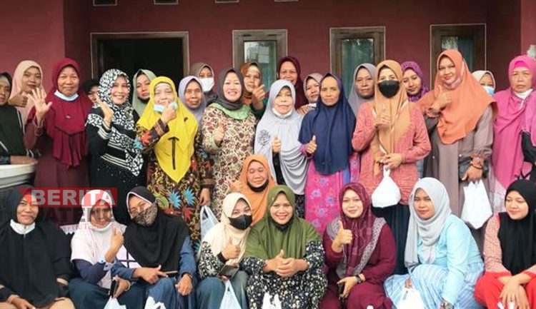 Hadir pada Acara Yasinan di Desa Bermi, ini Pesan Dra. Hj. Suhartini kepada warga