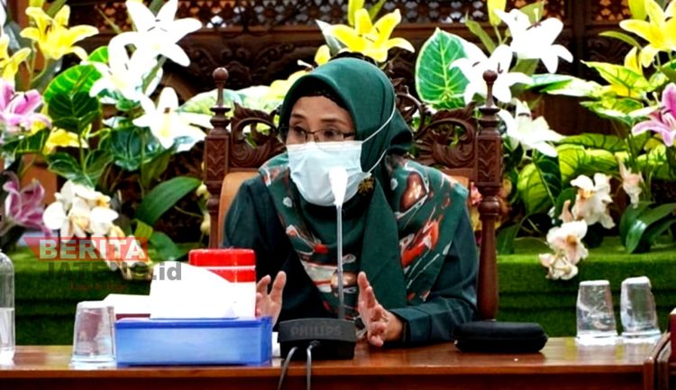 DPRD Pati Maesaroh Imbau Warga Patuhi Prokes 1 Anggota Komisi D DPRD Pati, Maesaroh dari fraksi PKB. (ARF/Beritajateng.id)
