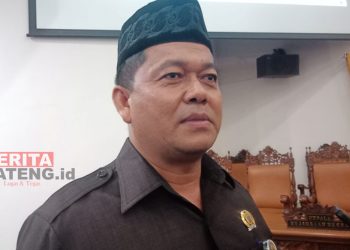 Ketua DPRD Kabupaten Pati, Ali Badrudin saat menyampaikan harapannya terkait Pj Bupati Pati, belum lama ini. (ITD/Koran Lingkar)
