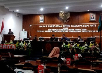 Beberapa tempat duduk anggota DPRD Pati tampak kosong saat Rapat Paripurna, belum lama ini. (ARF/Beritajateng.id)