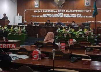 Suasana Rapat Paripurna penyampaian pandangan umum Fraksi DPRD Pati terhadap Raperda tentang Rencana Pembangunan Industri Pati. (Istimewa)