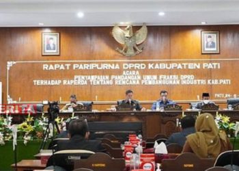 Suasana Rapat Paripurna penyampaian pandangan umum Fraksi DPRD Pati terhadap Raperda tentang Rencana Pembangunan Industri Pati. (Istimewa)