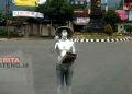 Potret salah satu PGOT manusia silver di Kota Semarang, Jawa Tengah. (Adimungkas/Koran Lingkar)