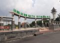 HUT Rembang Jadi Awal Bangkitnya Ekonomi Daerah, Berikut Rangkaian Kemeriahannya 17 Potret Alun-Alun Rembang yang akan menjadi tempat pergelaran seni budaya dalam HUT ke-281 Kabupaten Rembang. (R. Teguh Wibowo/Koran Lingkar)