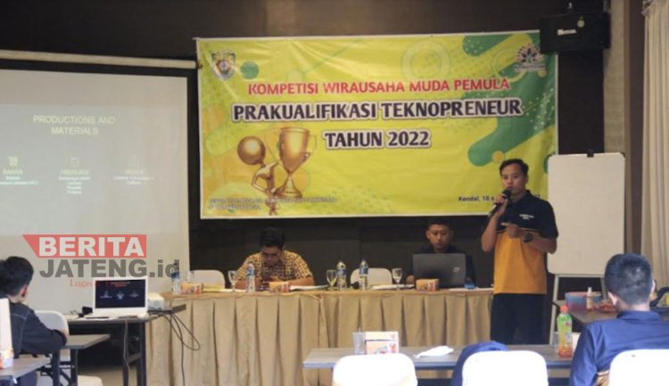 Minyak Kemiri Asal Kendal Tembus Pasar Internasional 1 Kompetisi Wirausaha Pemula Prakualifikasi Teknopreneur tahun 2022 yang digelar oleh Dinas Pemuda Olahraga dan Pariwisata (Disporapar) Kabupaten Kendal. (Unggul Priambodo/Koran Lingkar)