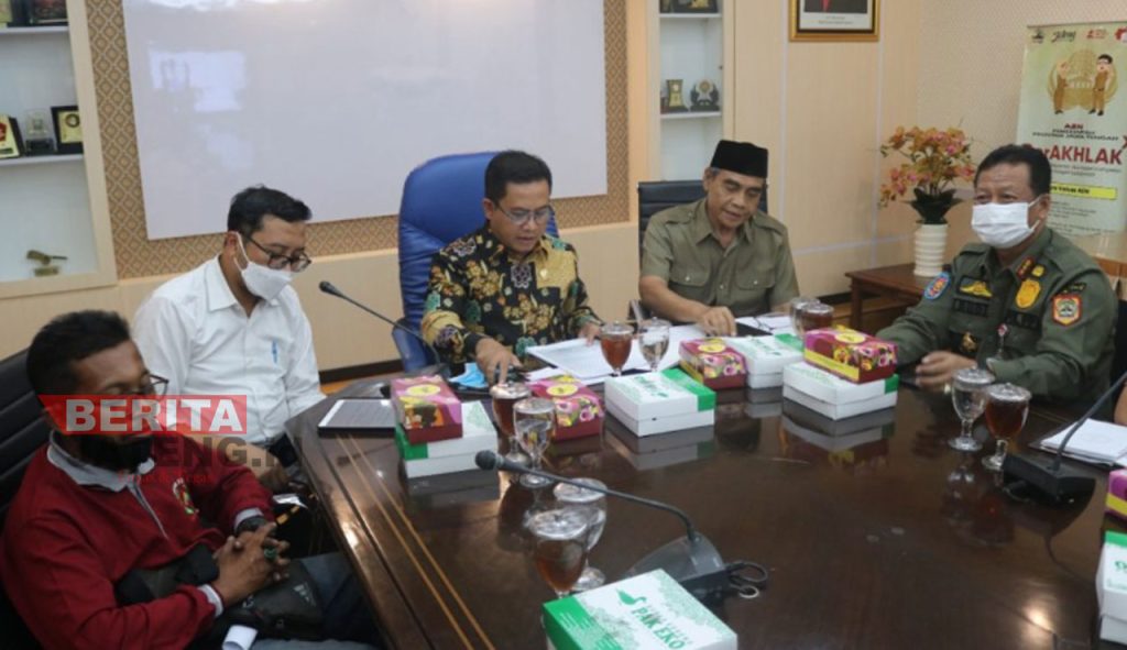 DPRD Jateng menerima audiensi dari Forum Petani Rawa Pening Bersatu (FPRPB) di Ruang Rapim DPRD Jateng Lantai 1 Gedung Berlian, Jalan Pahlawan Nomor 7 Kota Semarang, Selasa (12/07). (Dok. DPRD Jateng)