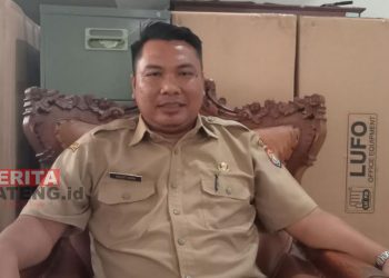 Kepala Dinas Pemberdayaan Masyarakat dan Desa (Dispermasdes) Kabupaten Kendal, Yanuar Fatoni. (Mualim/Koran Lingkar)