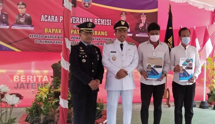 Peringati Hari Kemerdekaan RI ke 77, 62 WBP Rutan Kelas IIB Rembang Terima Remisi
