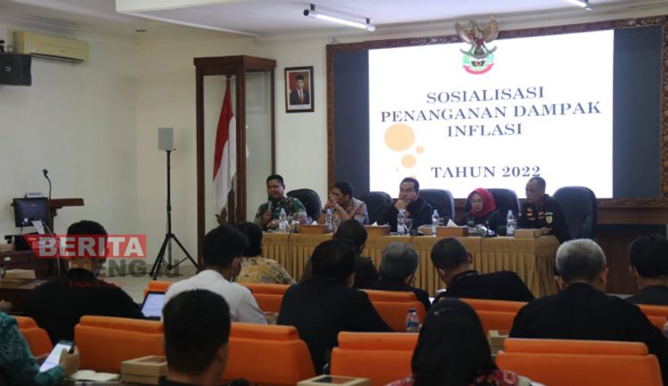 Pemkab Blora menggelar rakor antisipasi dampak inflasi akibat kenaikan harga BBM di ruang Pertemuan Setda Kabupaten Blora pada Kamis, 15 September 2022. (Dok. Pemkab Blora)