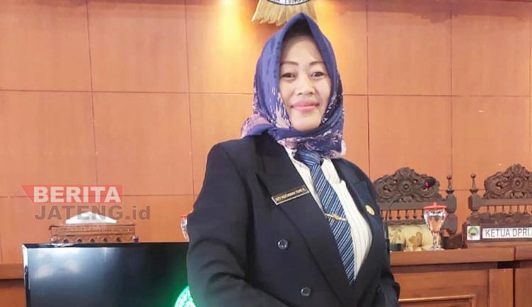 Sosok Ketut Sanjaya yang Berawal dari Biduan Hingga Jadi Anggota Dewan Kabupaten Blora