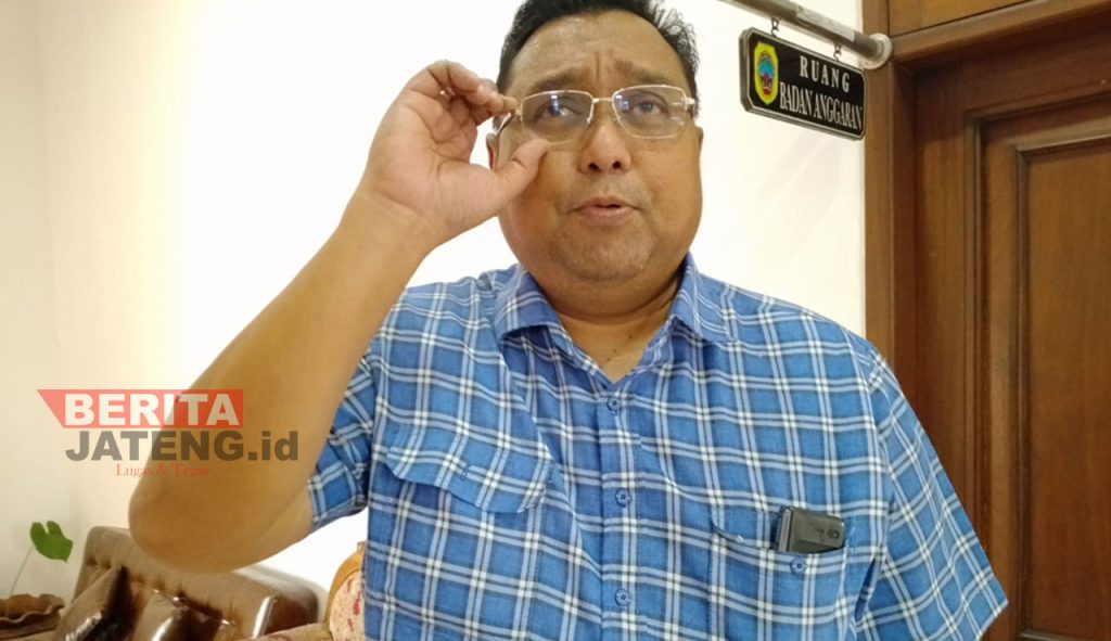 Wakil Ketua I DPRD Pati sekaligus CEO Persipa Pati, Joni Kurnianto saat ditemui belum lama ini. (Arif Febriyanto/Beritajateng.id)