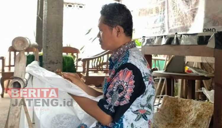 Berawal Dapat Bantuan Alat Cap dan NIB, Batik Satriatama Semakin Dikenal