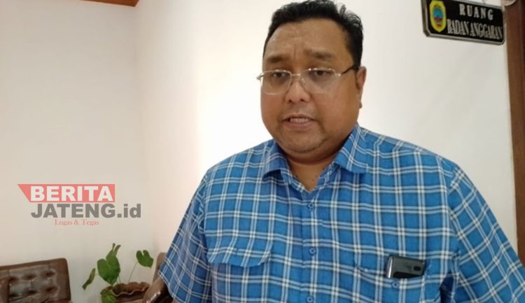 Joni Kurnianto Akui Bangga Merchandise Persipa Pati Diminati Warga Belanda 1 Wakil Ketua I DPRD Kabupaten Pati, Joni Kurnianto. (Arif Febriyanto/Beritajateng.id)
