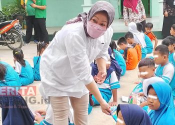 RS Mitra Bangsa Pati Berikan Layanan Trauma Healing Bagi Anak-Anak Desa Godo