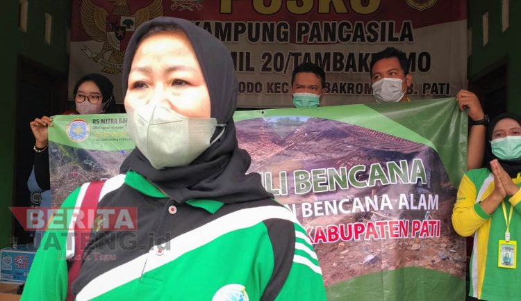 Rumah Sakit Mitra Bangsa Pati Salurkan Bantuan Untuk Pengungsi di Sinomwidodo
