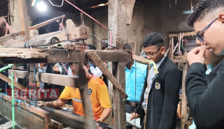 80 Siswa Akhir KMI Gontor Dapat Pembekalan Wirausaha 1 80 Siswa Akhir KMI Gontor Dapat Pembekalan Wirausaha