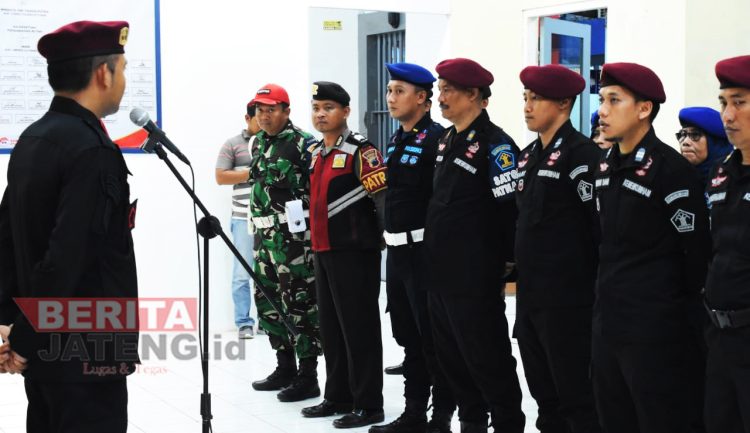 Rutan Kelas IIB Rembang Gandeng TNI-Polri, Bersih-bersih Pemasyarakatan dalam Rangka Memperingati HBP ke 59 1 Rutan Kelas IIB Rembang Gandeng TNI-Polri, Bersih-bersih Pemasyarakatan dalam Rangka Memperingati HBP ke 59