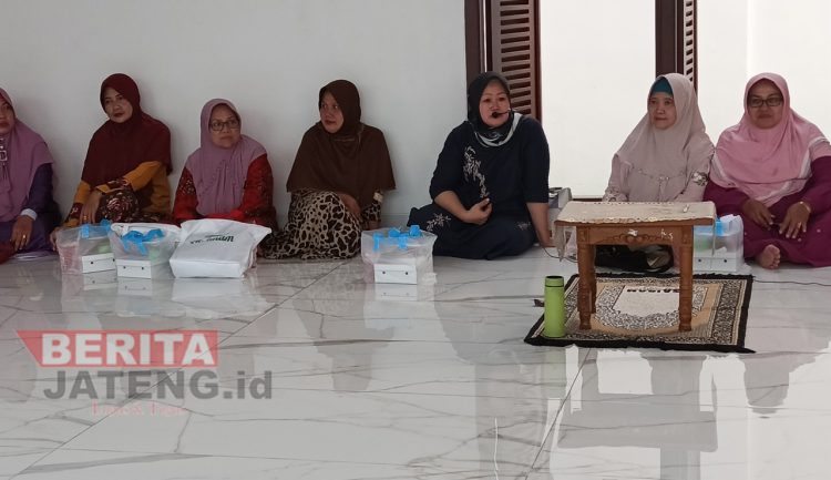 Hj Suhartini Terus Gencar Adakan Kegiatan Keagamaan di Musholla Al Imam Saliyan Selama Ramadhan