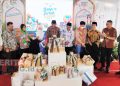 PT Semen Gresik Bersama Pemkab Rembang Kembali Menjalankan Hampers Berkah UMKM 17 PT Semen Gresik Bersama Pemkab Rembang Kembali Menjalankan Hampers Berkah UMKM