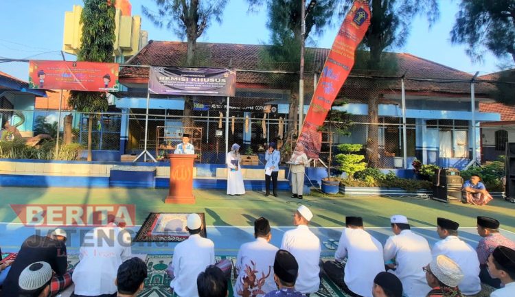 Rutan Kelas IIB Rembang Berikan Remisi Khusus Kepada 72 Orang WBP