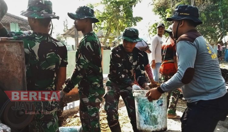 TMMD Reguler Cangkring Tegowanu Padukan TNI dan Polri Laksanakan Pembangunan Fisik dan SDM