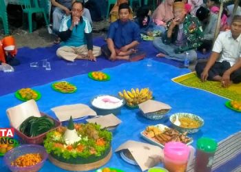 Tradisi Mapak Tanggal 1 Suro Awali Rangkaian Peringatan Haul Ki Ageng Penjawi Pati 9 Tradisi Mapak Tanggal 1 Suro Awali Rangkaian Peringatan Haul Ki Ageng Penjawi Pati