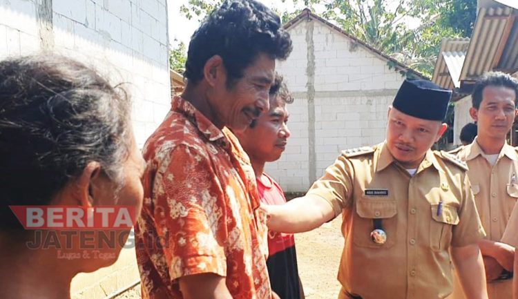 Sengkuyung Ngopeni Korban Kebakaran di Dukuhseti, Camat Agsun Lakukan Hal Ini