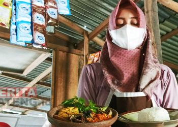 Warung Makan Mbak Sri Kayen Dengan Menu Andalan Pecel Belut