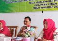 Dispertan Kendal Sosialisasikan Program Penyuluhan Pertanian Tahun 2025 15 MENERANGKAN: Dispertan Kendal Ngadimin mensosialisasikan Penyusunan  Programa Penyuluhan Pertanian, di BPP Kecamatan Pegandon Kendal pada Kamis, 7 Maret 2024. (Robison/Beritajateng.id)