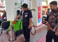 Disdagkop UKM Kendal Minta Warga Lapor Jika Alat Ukur SPBU Tak Sesuai Standar 18 TERA UALNG: Pelaksanaan tera ulang di salah satu SPBU Kendal. (Arvian Maulana/Beritajateng.id)