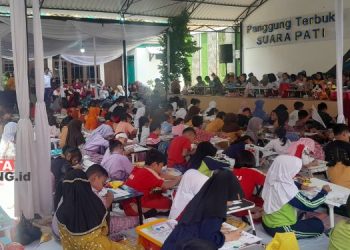 ILUSTRASI: Berbagai macam perlombaan di Panggung Terbuka Suara Pati oleh anak-anak dalam wangka mewujudkan sekolah ramah anak. (Arif Febriyanto/Beritajateng.id)