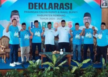 Deklarasi: Enam partai politik mendukung duet Harno Hanies maju Pilkada Rembang, Jumat, 26 Juli 2024. (Vicky Rio/Beritajateng.id)