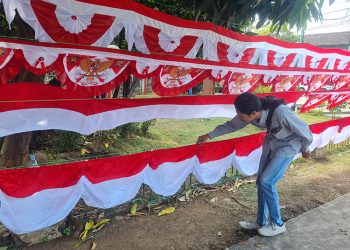 Jelang HUT RI ke-79, Pedagang Bendera di Jepara Mulai Menjamur