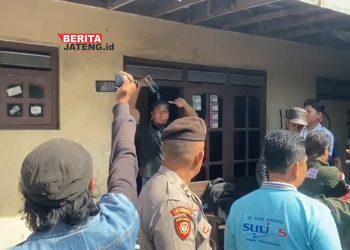 Pemilik Nyaris Bakar Diri Saat Rumahnya Hendak Dieksekusi di Pekalongan