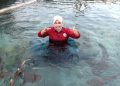 Sensasi Uji Adrenalin Berenang Bersama Hiu di Penangkaran Hiu Karimunjawa 13 Sensasi Uji Adrenalin Berenang Bersama Hiu di Penangkaran Hiu Karimunjawa