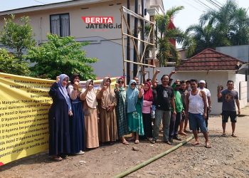 Warga Puncel Pati Demo Tuntut Izin Hotel D’Ayana Segera Dicabut, Ini Alasannya