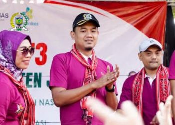 Ketua Dewan Perwakilan Rakyat Daerah (DPRD) Kabupaten Jepara, Haizul Ma'arif saat menghadiri peringatan HUT ke-73 Ikatan Bidan Indonesia (IBI) di Pantai Bandengan, belum lama ini. (Tomi Budianto/Beritajateng.id)