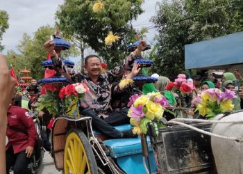 Kendarai Kereta Kencana, Pasangan Abu Nafi-Andika Resmi Daftar di KPU Kabupaten Blora